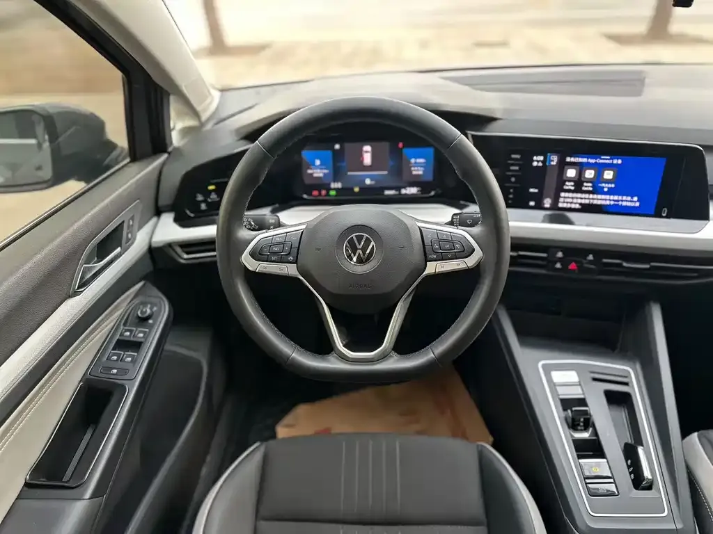 Volkswagen Golf 2022 из CN, фото 6