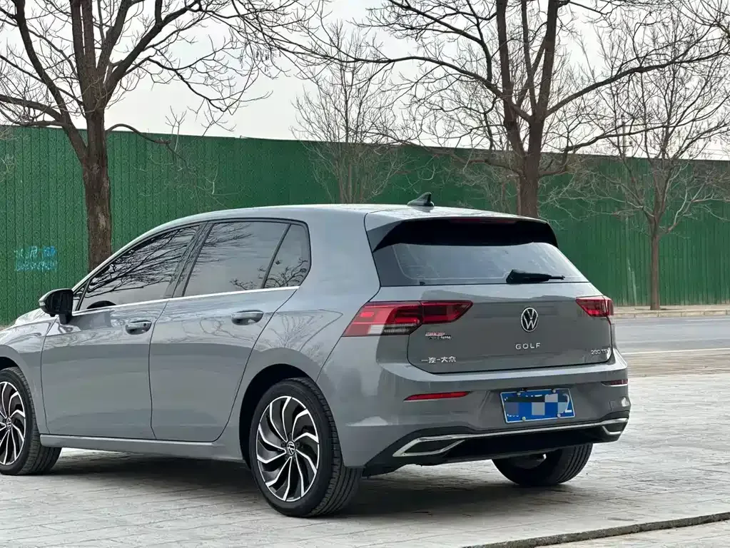 Volkswagen Golf 2022 из CN, фото 8