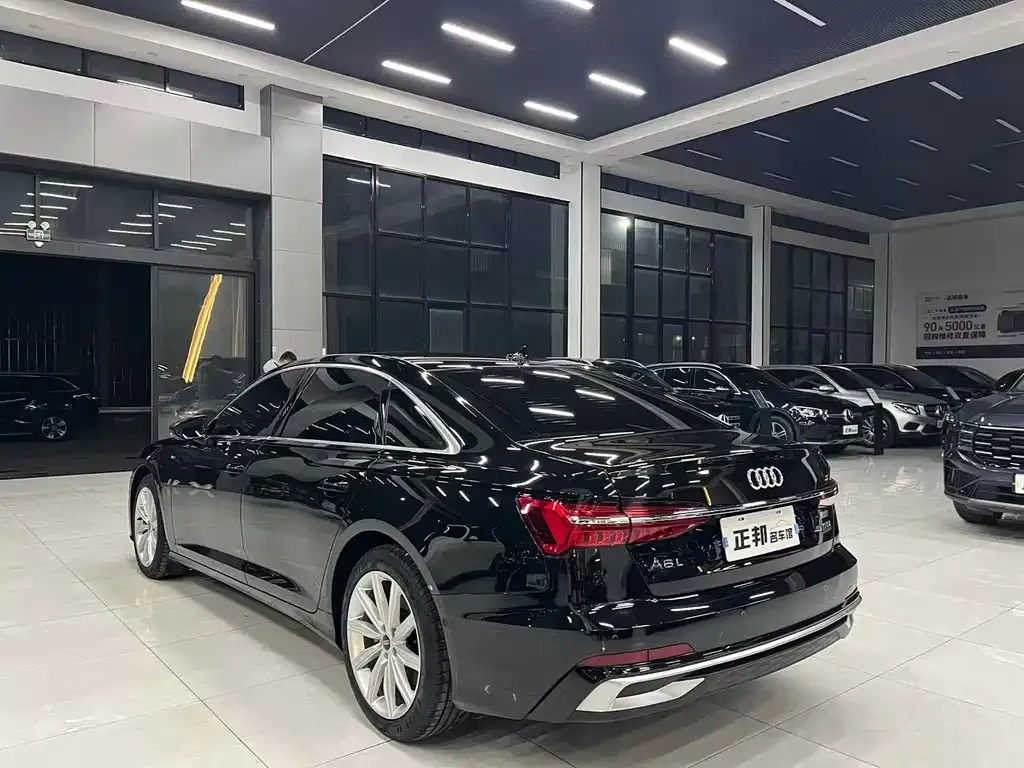 Audi A6L 2024 из CN, фото 9