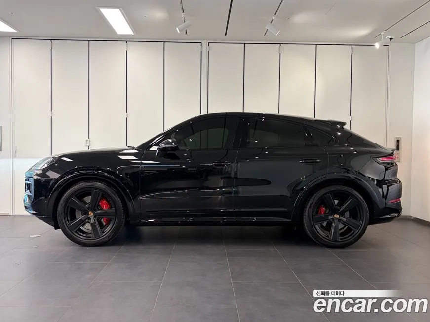 Porsche Cayenne 2025 из KR, фото 4