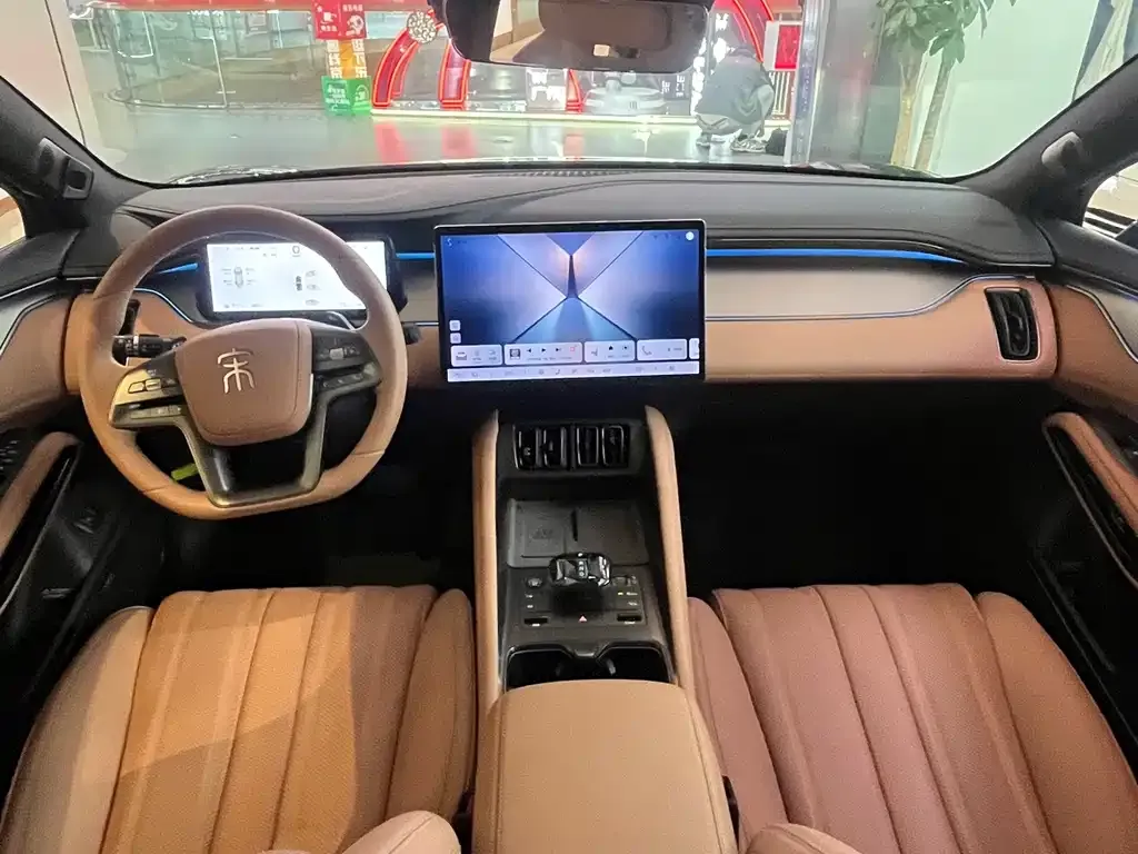 BYD L EV 2025 из CN, фото 9