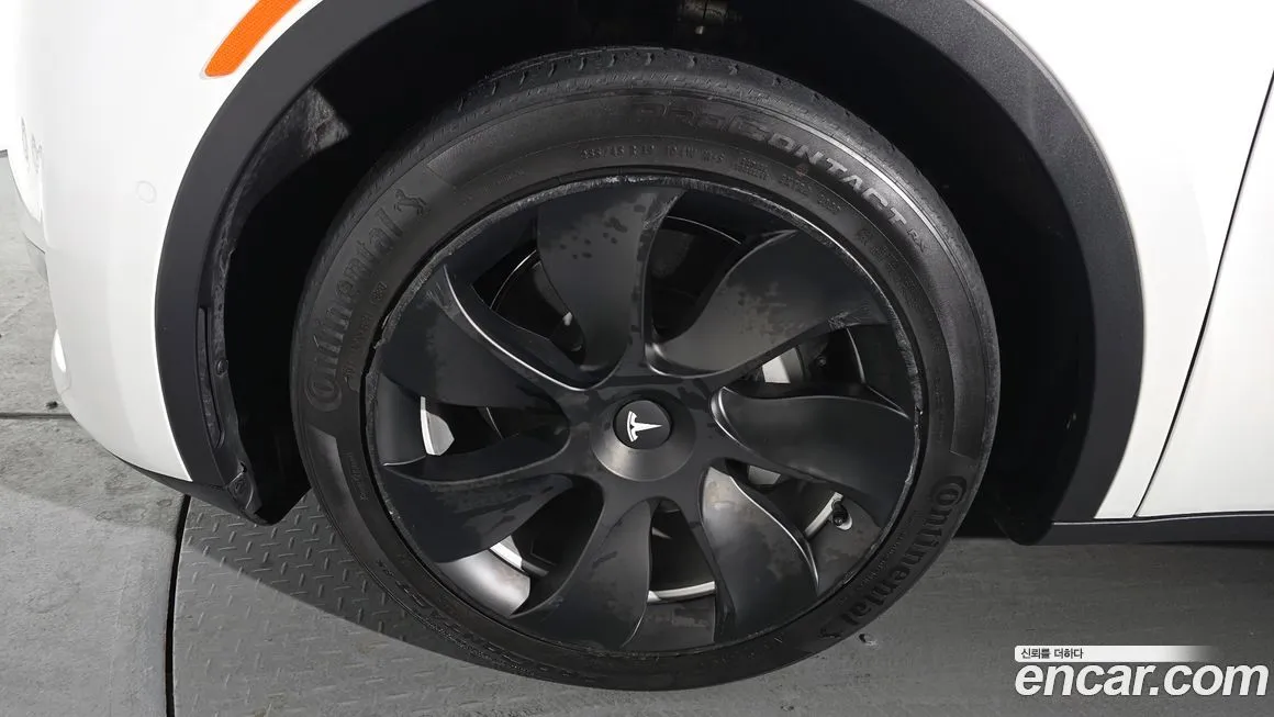 Tesla Model Y 2021 из KR, фото 9