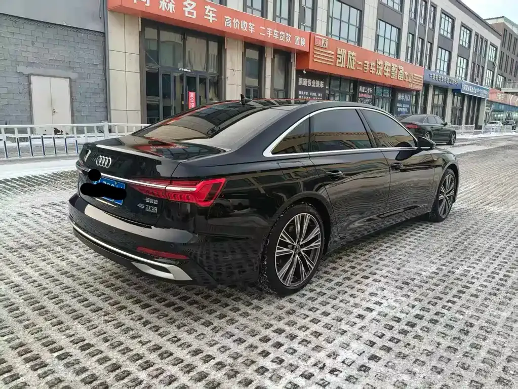 Audi A6L 2024 из CN, фото 4