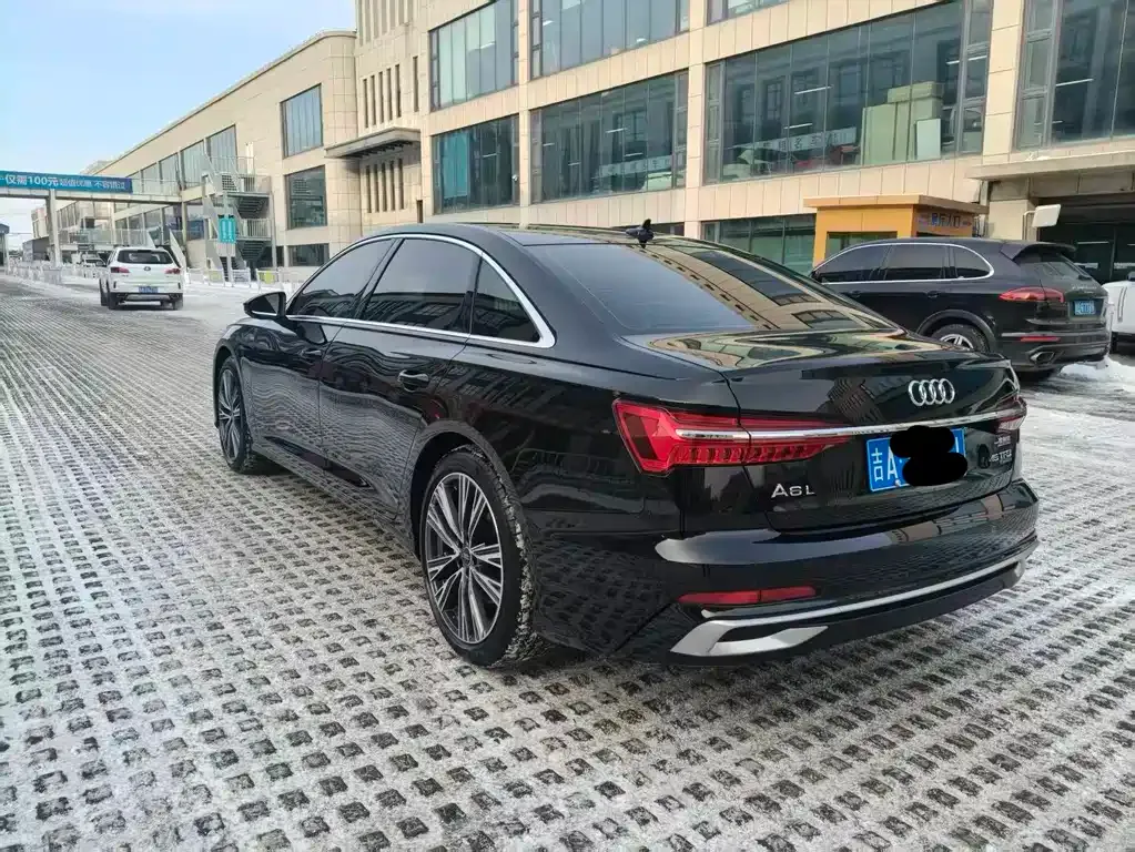 Audi A6L 2024 из CN, фото 5