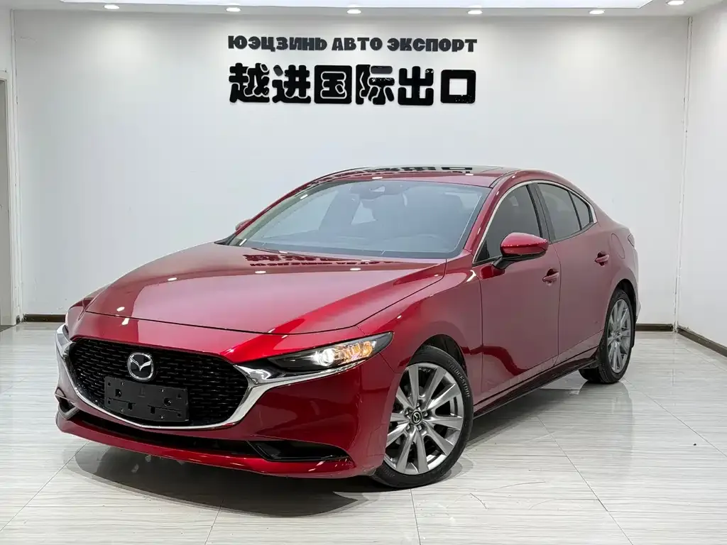 Mazda 3 Axela 2023 из CN, фото 1