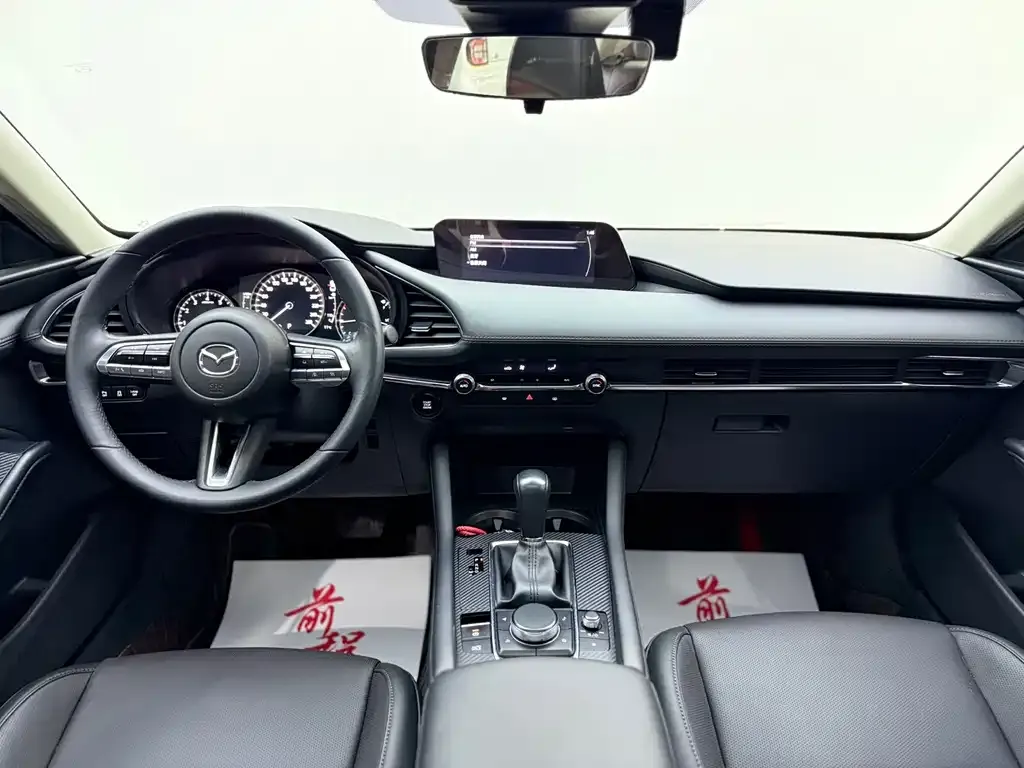 Mazda 3 Axela 2023 из CN, фото 5