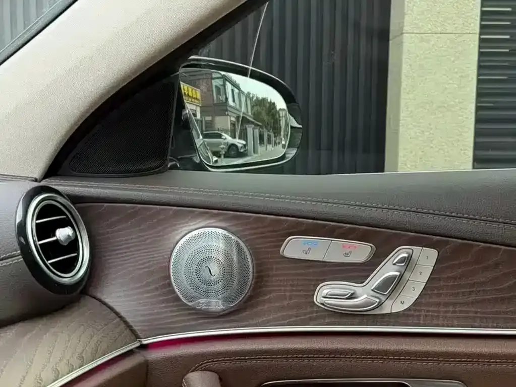 Mercedes-Benz E-Class 2021 из CN, фото 2