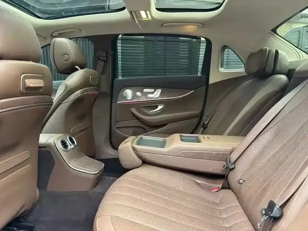 Mercedes-Benz E-Class 2021 из CN, фото 5