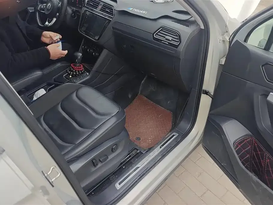 Volkswagen Tiguan L 2021 из CN, фото 9