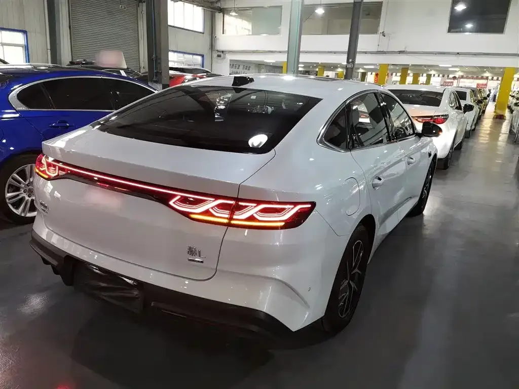 BYD Qin PLUS 2025 из CN, фото 8