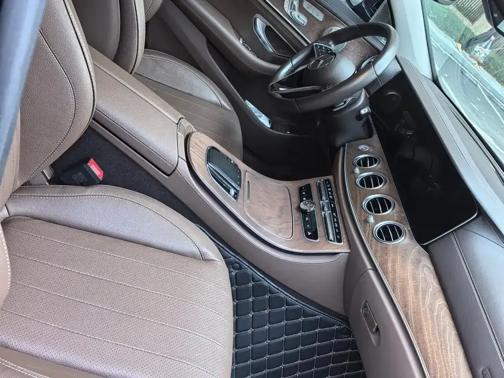 Mercedes-Benz E-Class 2023 из CN, фото 5