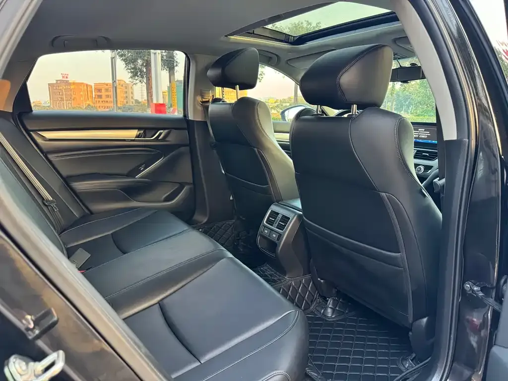Honda Accord 2022 из CN, фото 2