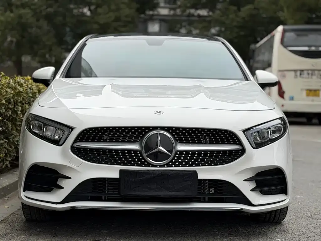 Mercedes-Benz A-Class — фото 2