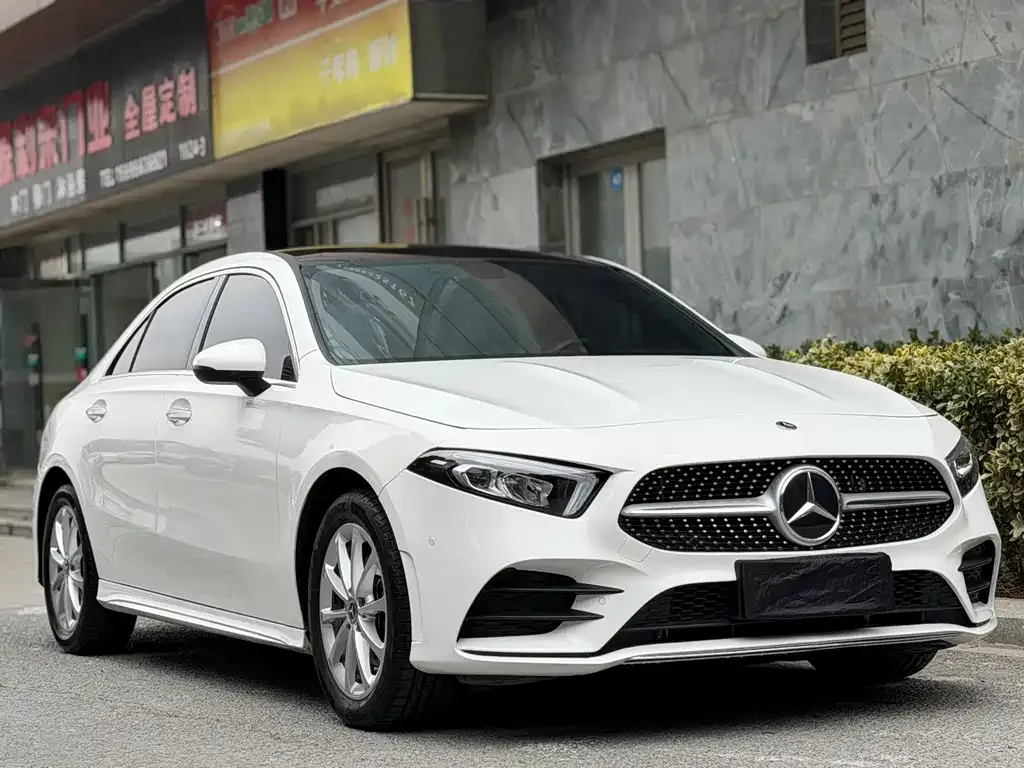 Mercedes-Benz A-Class — фото 4