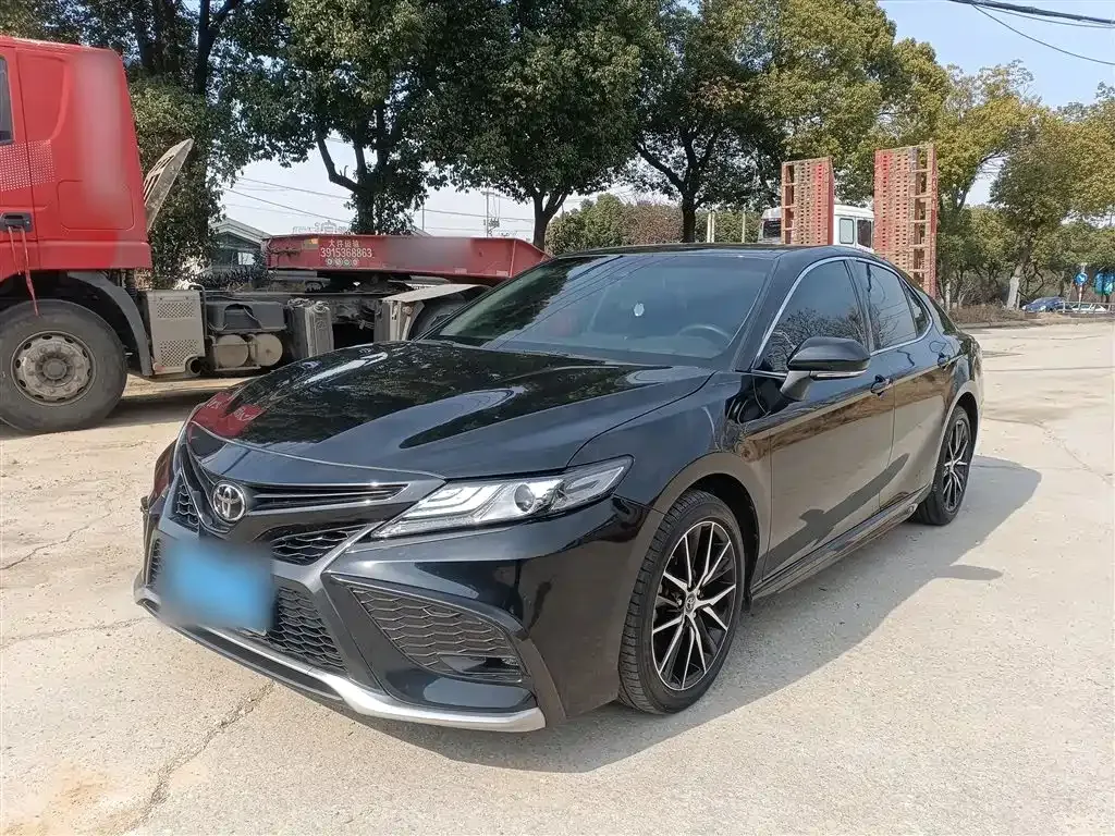 Toyota Camry 2023 из CN, фото 7