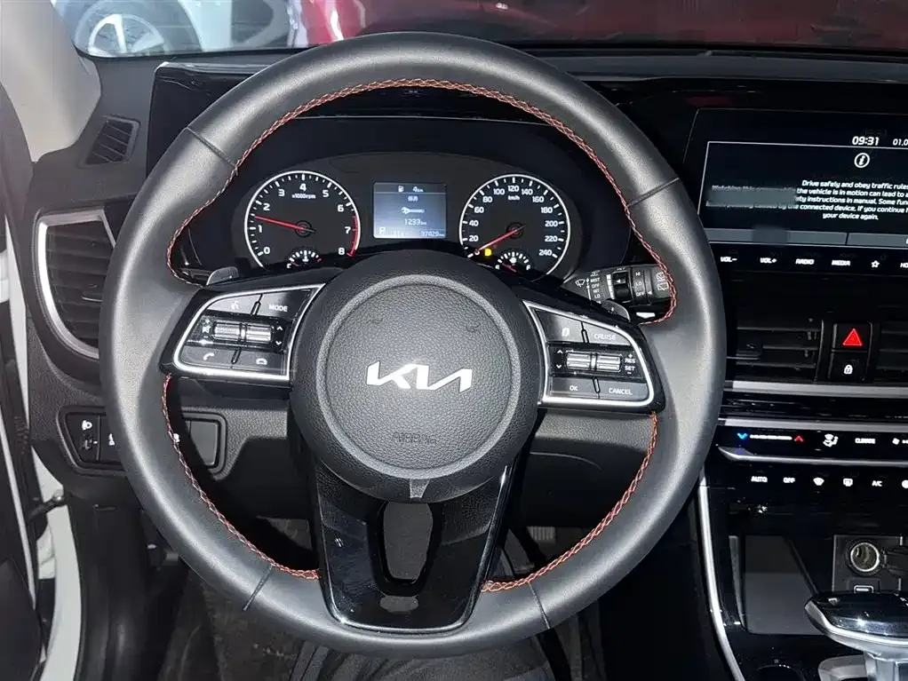 Kia KX3 2021 из CN, фото 5