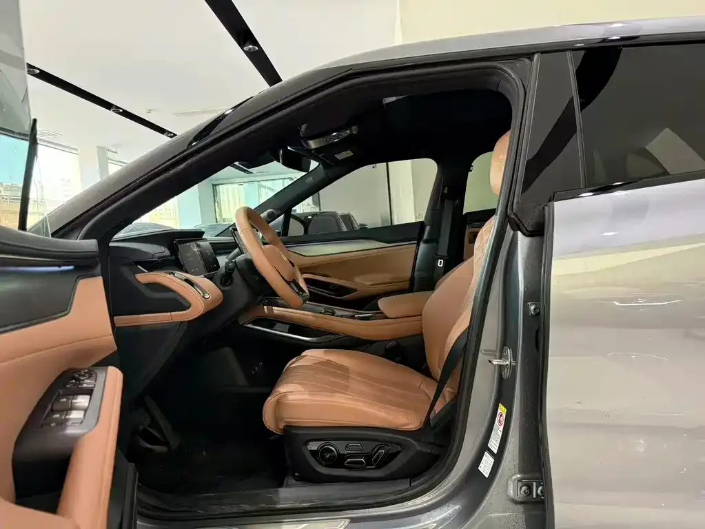 BYD L EV 2025 из CN, фото 5