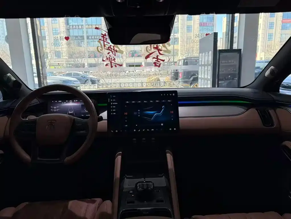 BYD L EV 2025 из CN, фото 4