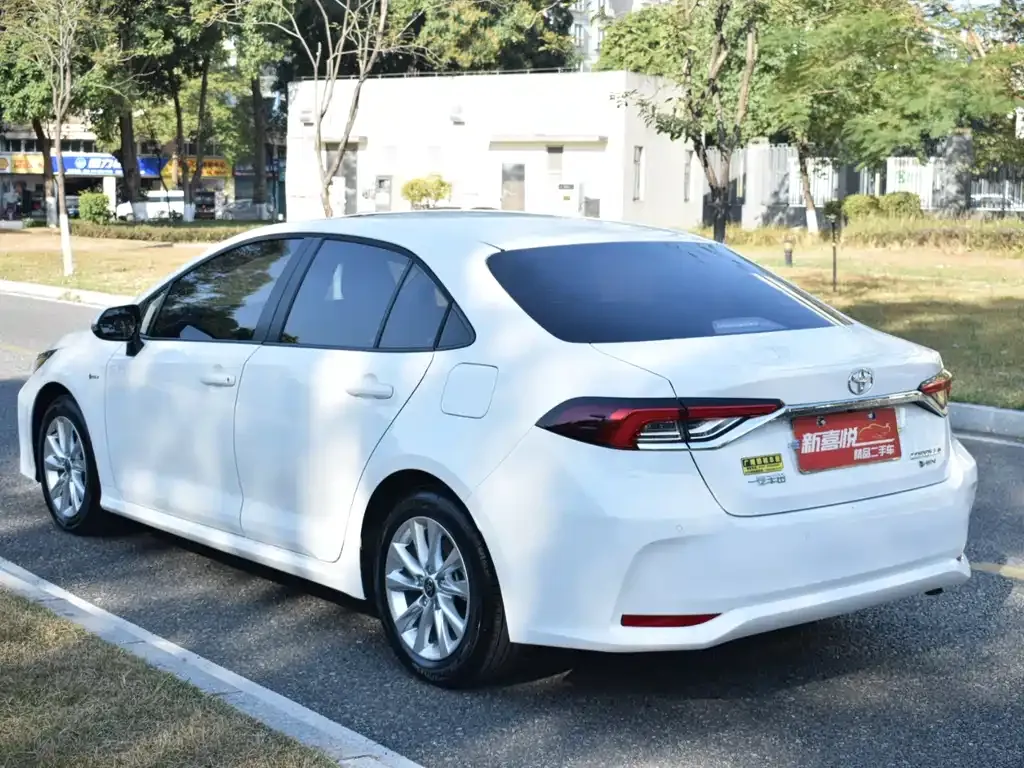 Toyota Corolla 2025 из CN, фото 6