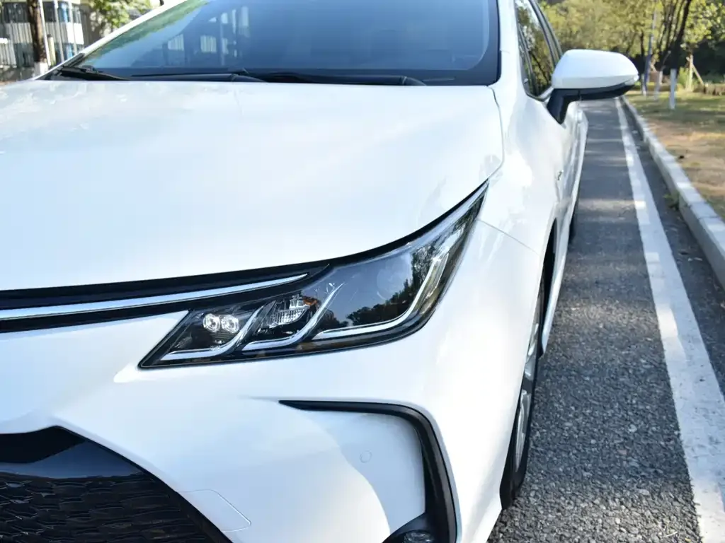 Toyota Corolla 2025 из CN, фото 9