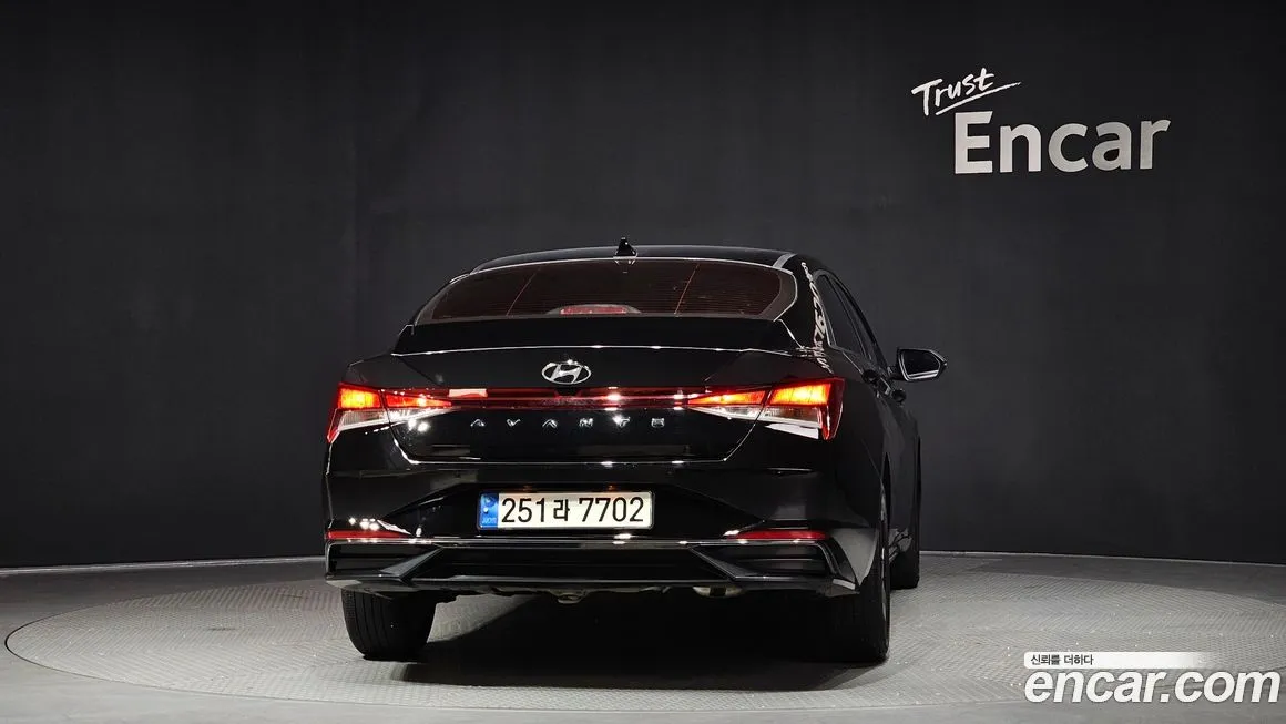 Hyundai AVANTE 2023 из KR, фото 3