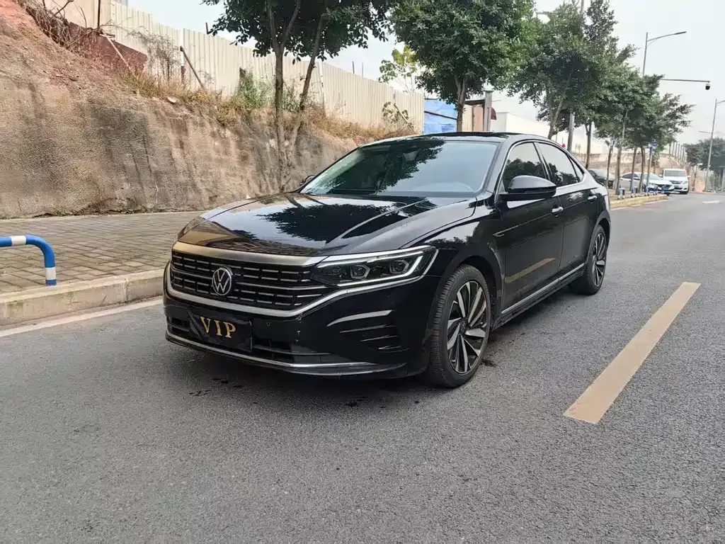 Volkswagen Passat 2022 из CN, фото 1