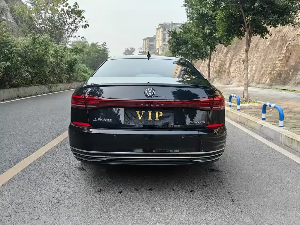 Volkswagen Passat 2022 из CN, фото 3
