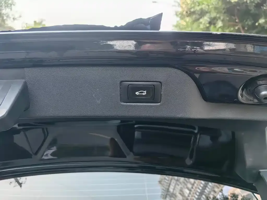 Volkswagen Passat 2022 из CN, фото 2