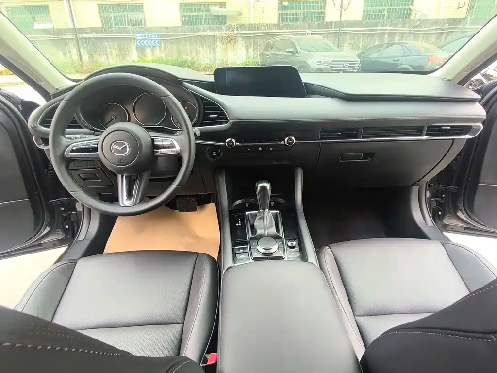 Mazda 3 Axela 2021 из CN, фото 10