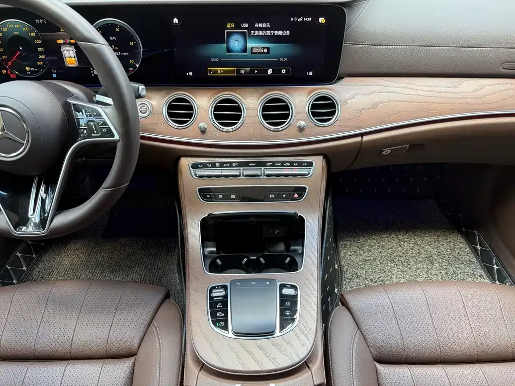 Mercedes-Benz E-Class 2022 из CN, фото 9