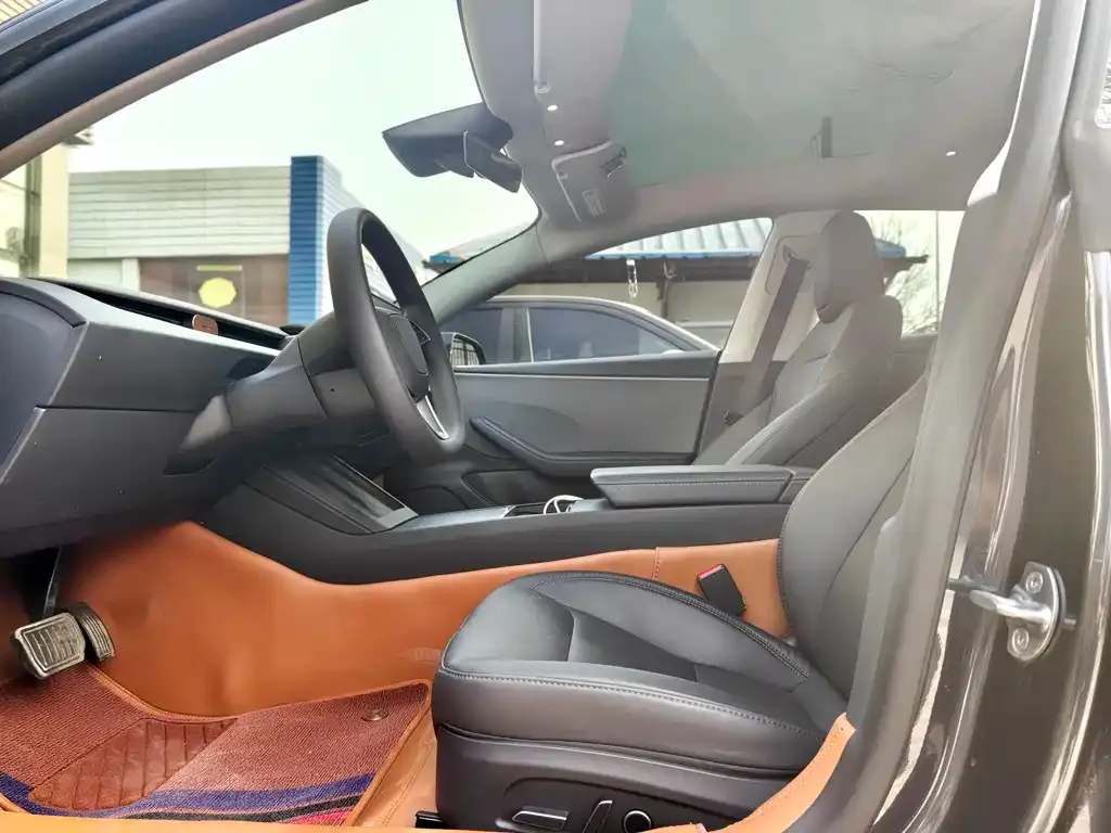 Tesla Model 3 2025 из CN, фото 10