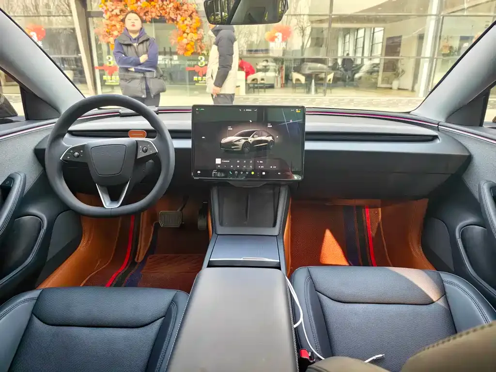 Tesla Model 3 2025 из CN, фото 6