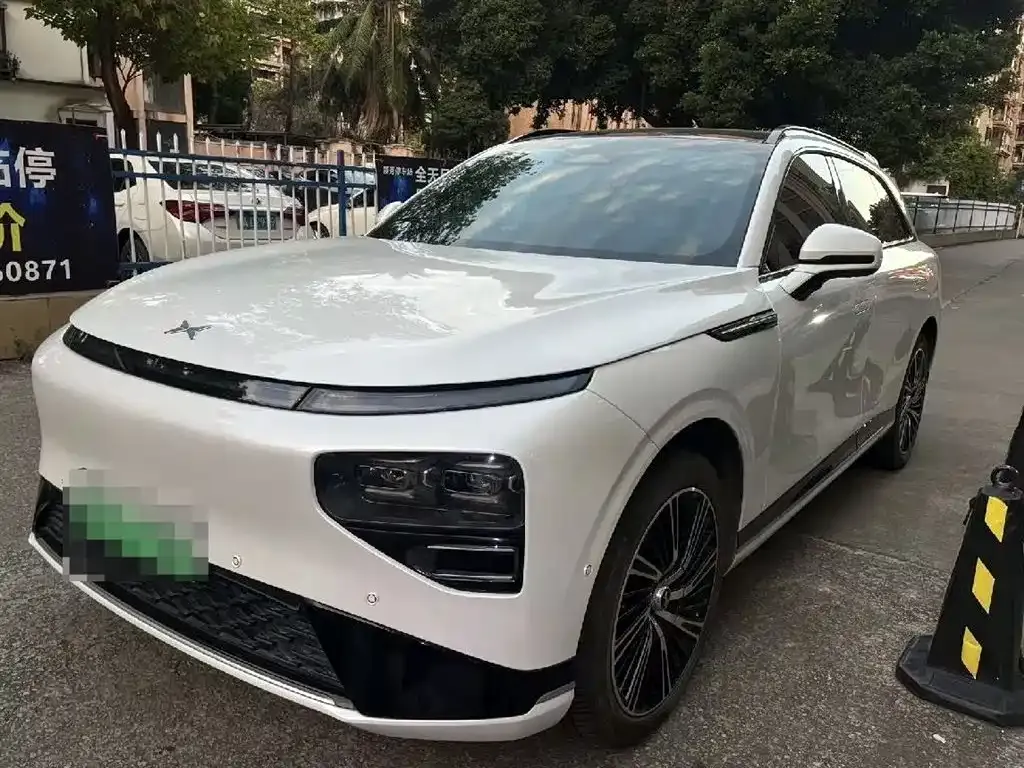 XPeng G9 2022 из CN, фото 1