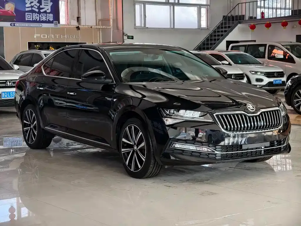 Skoda Superb 2023 из CN, фото 7