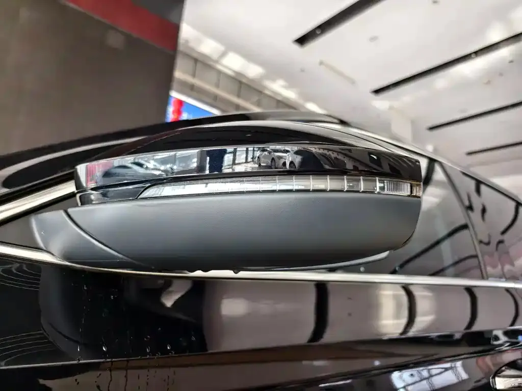 Skoda Superb 2023 из CN, фото 2