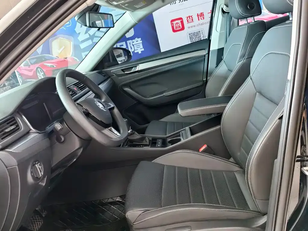 Skoda Superb 2023 из CN, фото 9