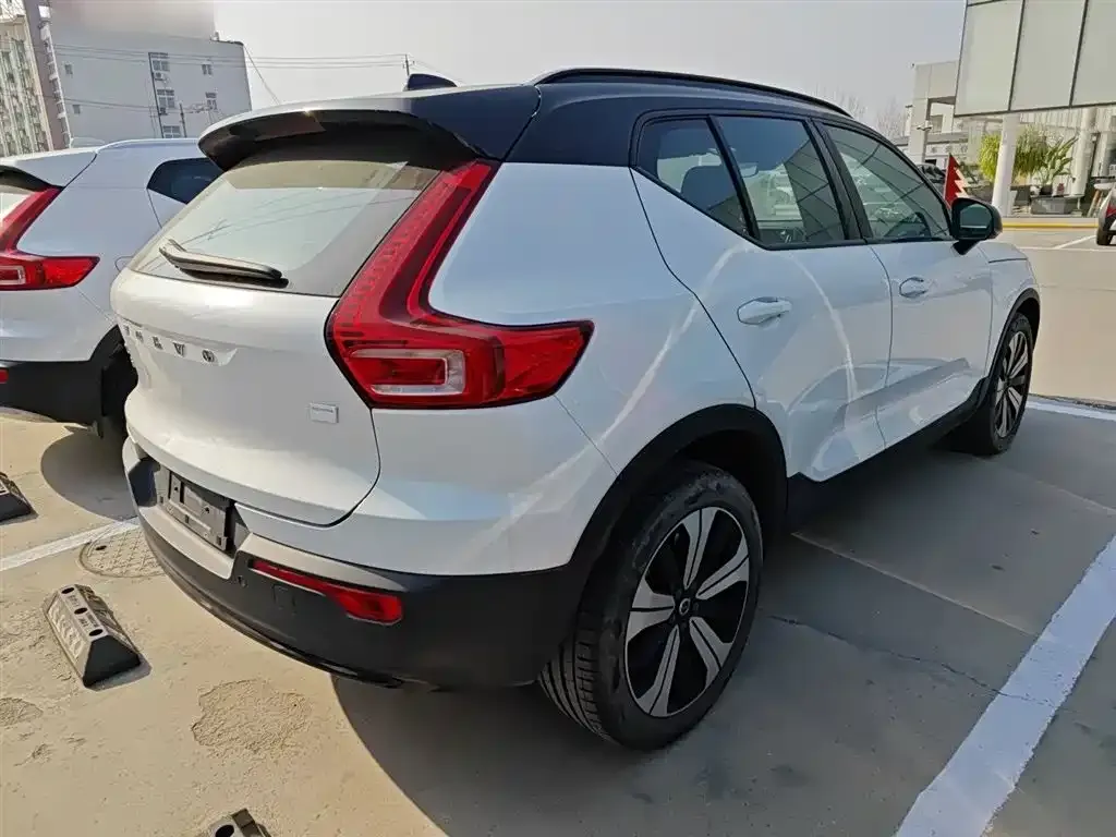 Volvo XC40 NEV 2023 из CN, фото 10