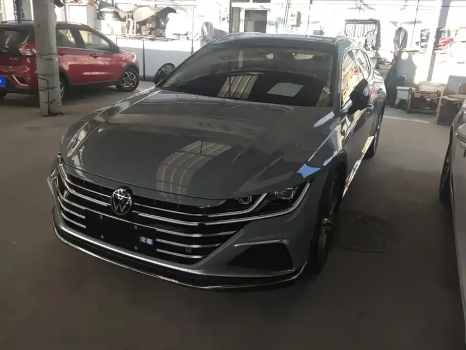 Volkswagen CC 2023 из CN, фото 1