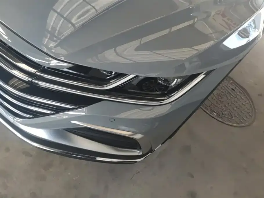 Volkswagen CC 2023 из CN, фото 2