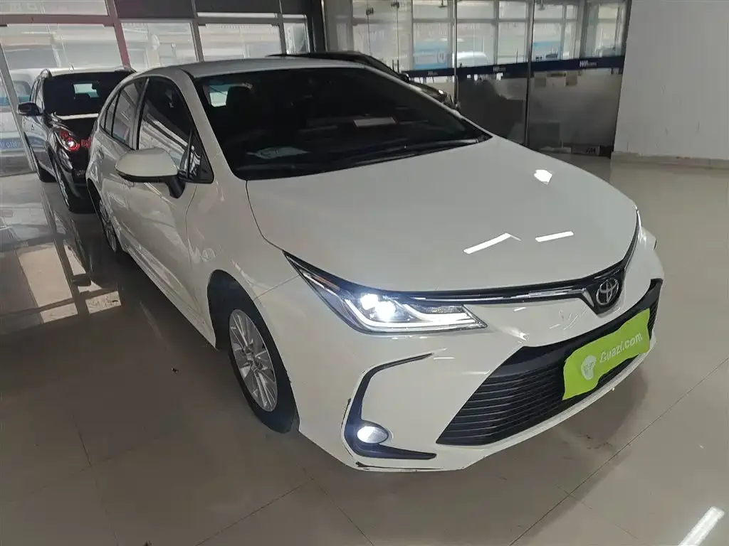 Toyota Corolla 2023 из CN, фото 10