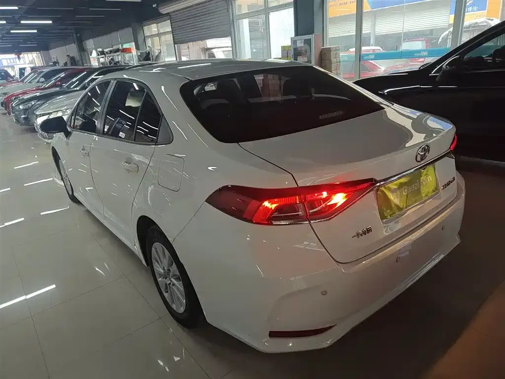 Toyota Corolla 2023 из CN, фото 7
