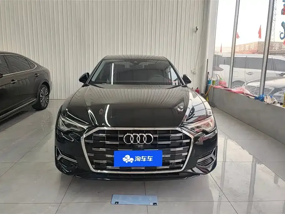 Audi A6L 2023 из CN, фото 9
