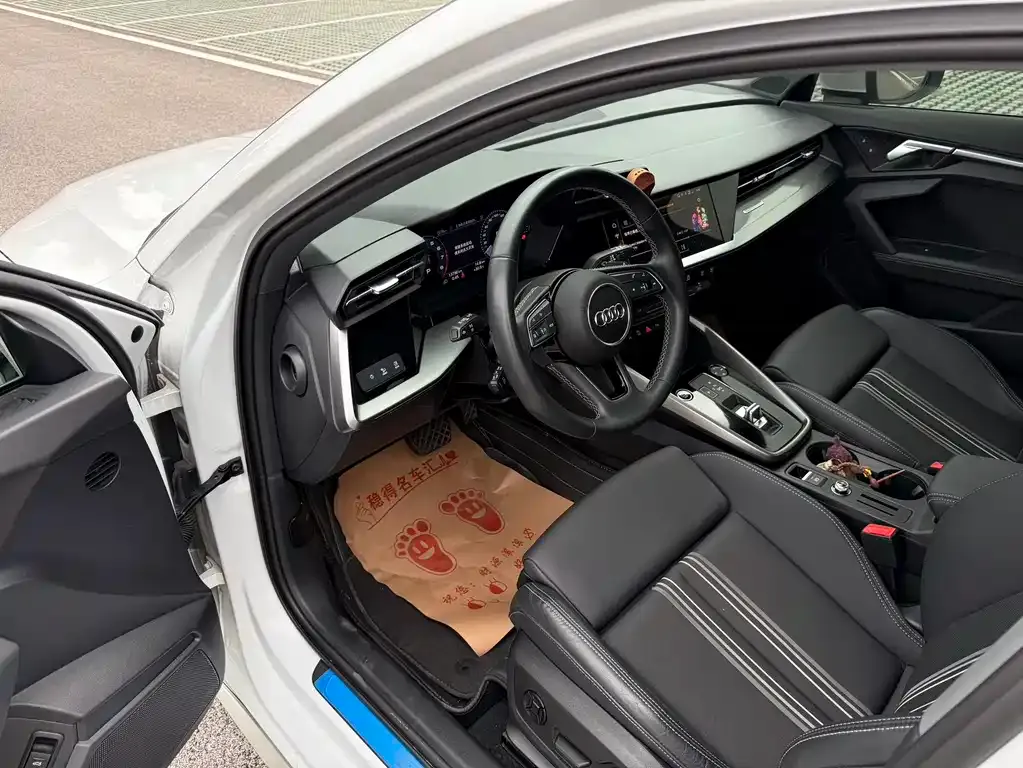 Audi A3 2024 из CN, фото 8