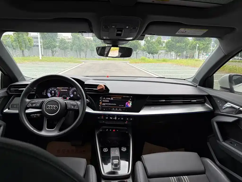 Audi A3 2024 из CN, фото 2