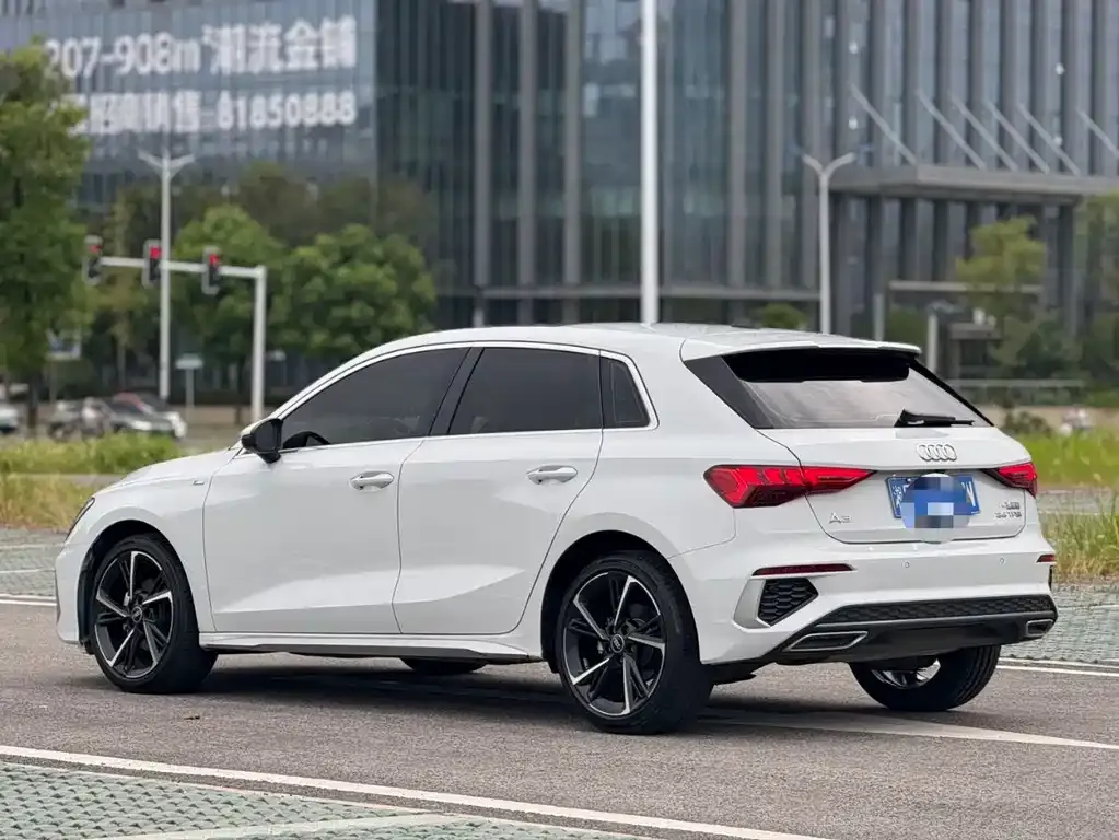 Audi A3 2024 из CN, фото 7