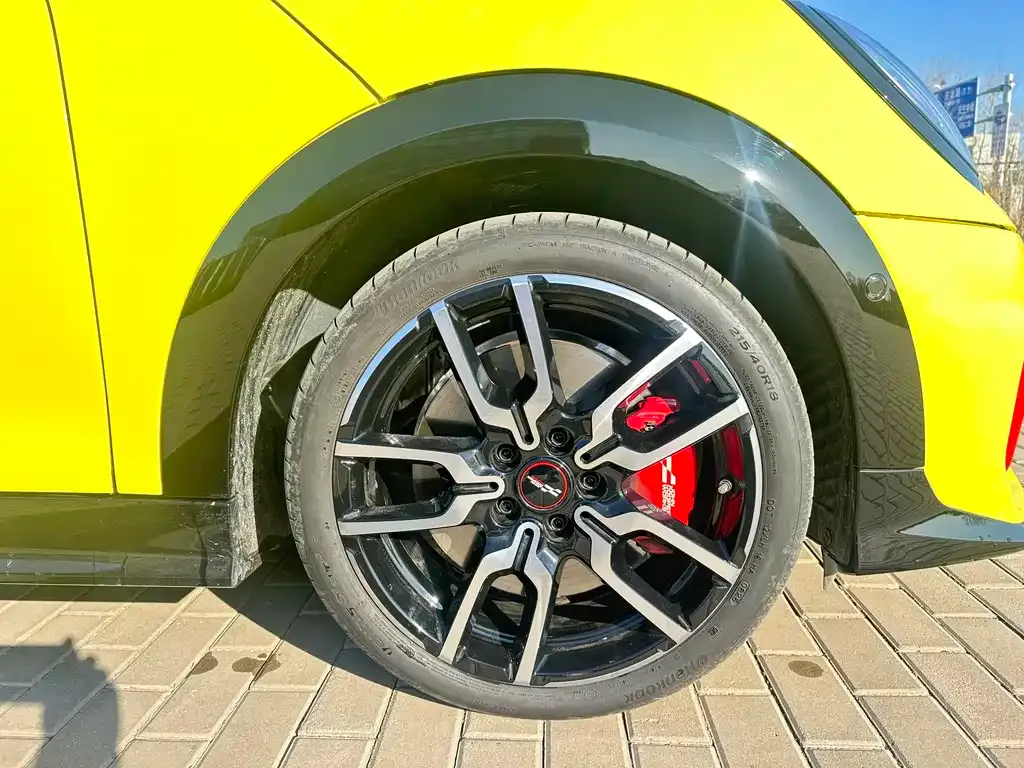 MINI JCW (John Cooper Works) 2025 из CN, фото 3