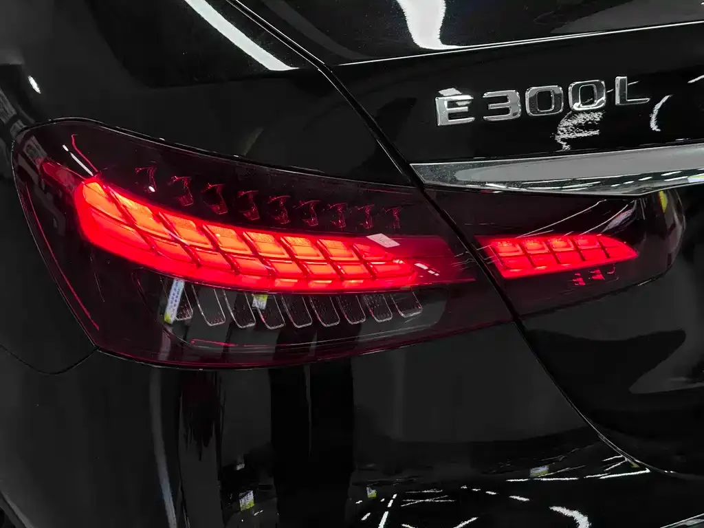 Mercedes-Benz E-Class 2023 из CN, фото 4