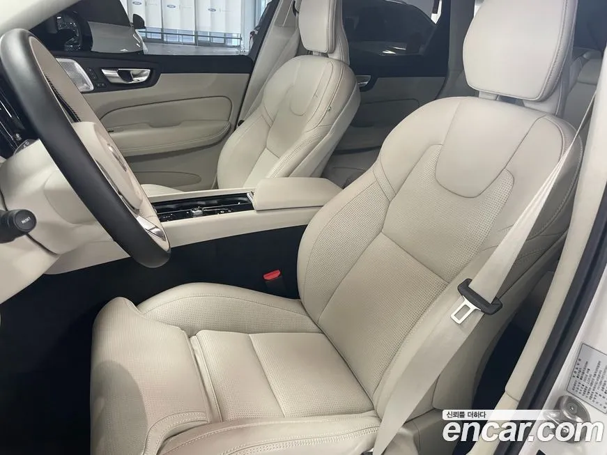 Volvo XC60 2026 из KR, фото 10