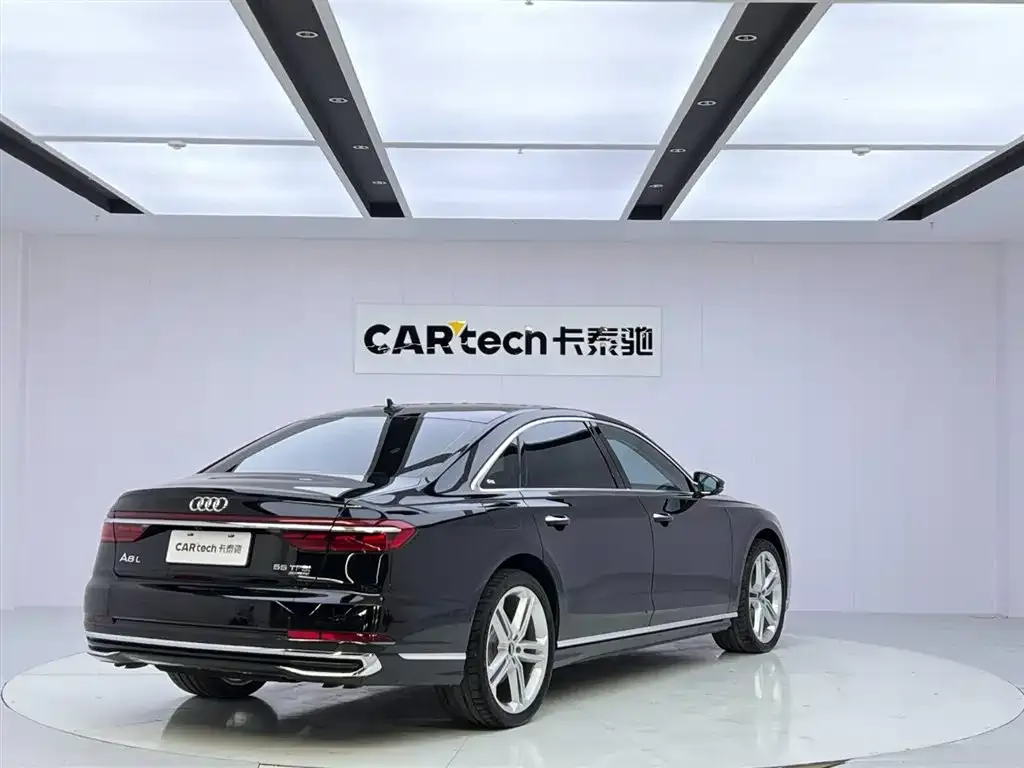 Audi A8 2024 из CN, фото 6