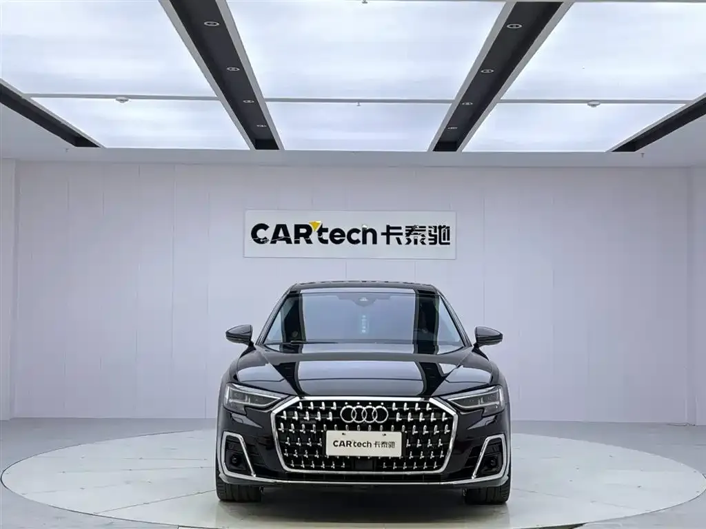 Audi A8 2024 из CN, фото 2